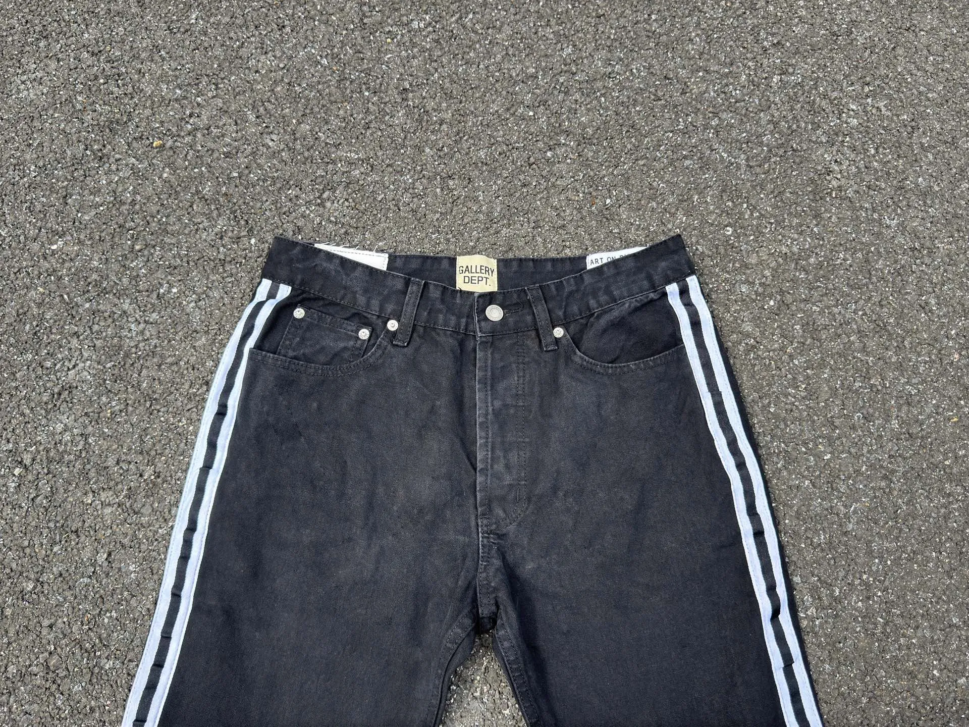 P220💰G78 GALLERY DEPT. Three-bar white-striped jeans, the trendy American loose trousers for men and women in the casual group. Color: black. Size: S-XXL (corresponds to 28-36)